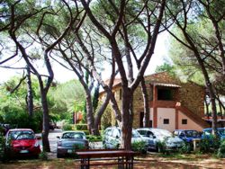 Kostenlose Parkplätze Villa Bolgherello